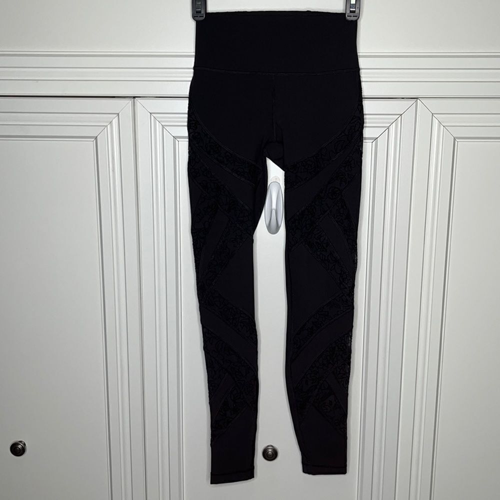 Lululemon Wunder Under High Rise Legging Size 4